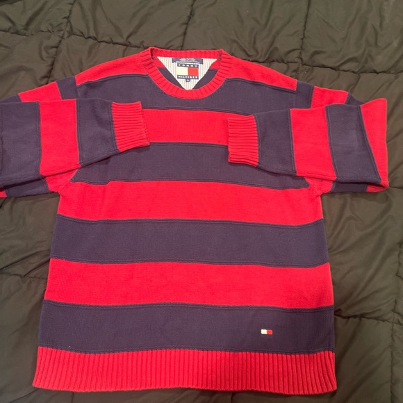 TOMMY HILFIGER Vintage Striped Cable Knit Sweater,Red/Navy Large - Picture 2 of 7